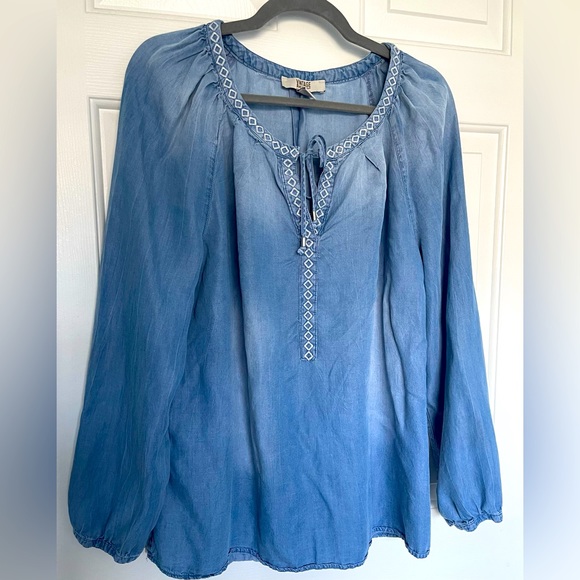 VINTAGE AMERICA BLUES Women's Sz Large Chambray Peasant Blouse Boho Shirt. A-64 - Picture 1 of 6